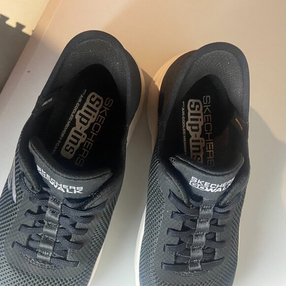 Skechers Women's Size 8 Go Walk Now Hands Free Slip On Sneaker Shoes Black Work - Picture 4 of 7